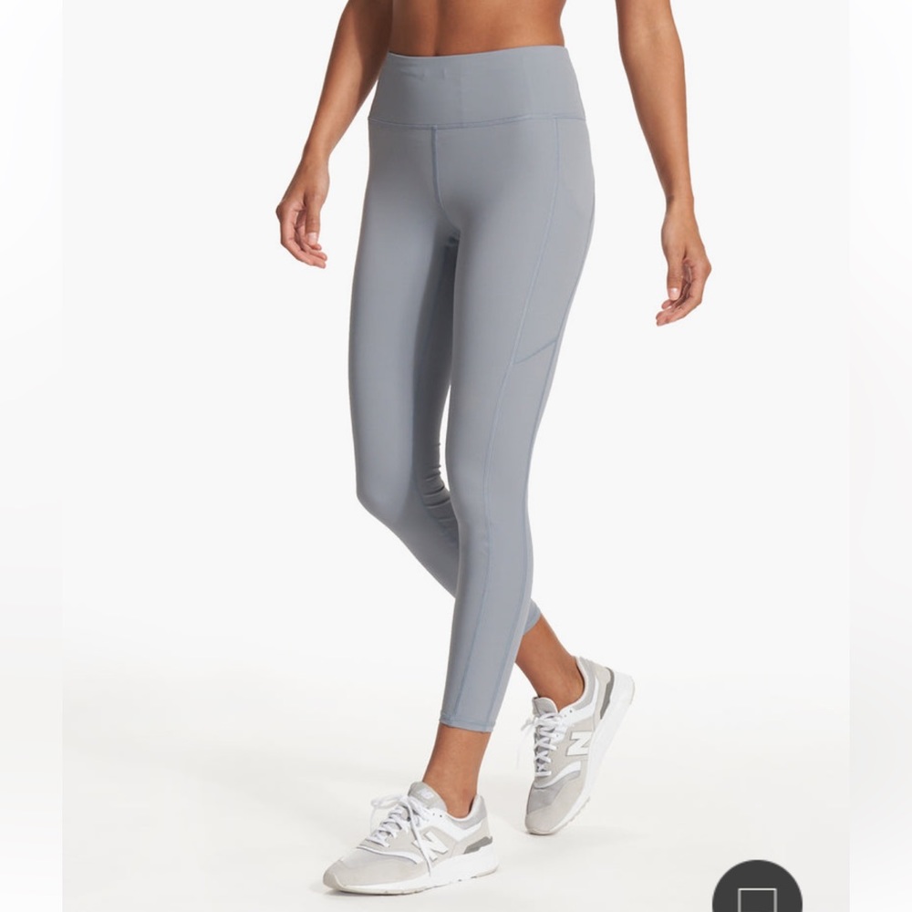 Vuori Stride leggings NWT